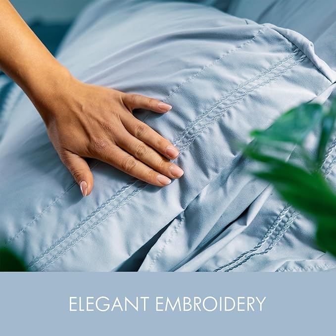 ClevaHome Twin Size Sheet Set - 4 Piece Soft Breathable Luxury Bed Sheet Set - Shrinkage & Fade Resistant Embroidered Bedding Sheet with Deep Pocket, 2 Extra Pillowcases (Twin, Chambray Blue)