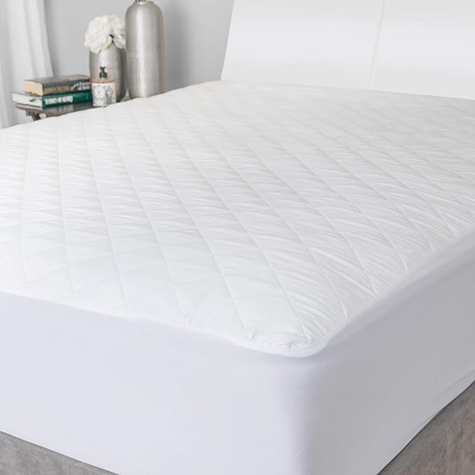 Masirs Twin Mattress Pad Protector Waterproof – Quilted Fitted Mattress Cover, Breathable Diamond Stitch, Soft Plush Topper, Machine Washable, Deep Pocket, White