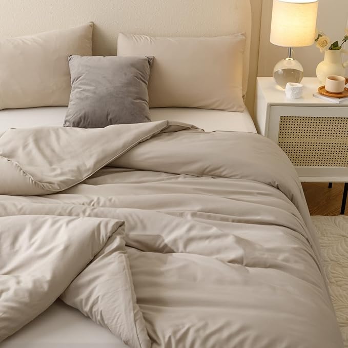 ROSGONIA Oversized Queen Comforter Oatmeal, 3pcs (1 Comforter & 2 Pillowcases) Lightweight Oversized Queen Comforter Sets Bedding Blanket Quilts