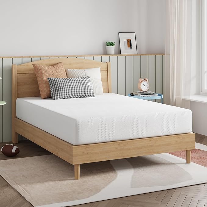 Novilla Full Size Mattress, 8 Inch Full Size Mattress in a Box, Gel Memory Foam Mattresses with Comfort Foam for Cooling Night Sleep, Pressure Relief, CertiPUR-US Certified,White