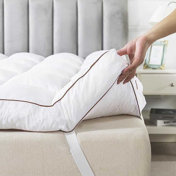 WhatsBedding 4 Inch Memory Foam Mattress Topper Queen Size, Supportive Fluffy Shredded Memory Foam Filled Pillow Top, Extra Soft Bed Topper for Back Pain Relief, 60x80 Inch