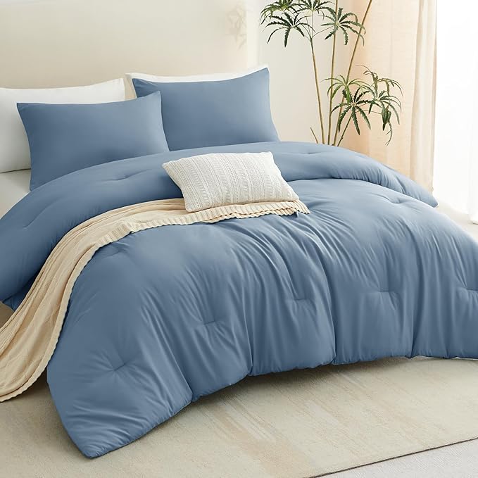 CozyLux Grayish Blue Full Size Comforter Set, 3 Pieces Dusty Blue Solid Breathable Quilted Bedding Sets, Luxury Soft Bed Set with Down Alternative Comforter All Season (1 Comforter & 2 Pillowcases)