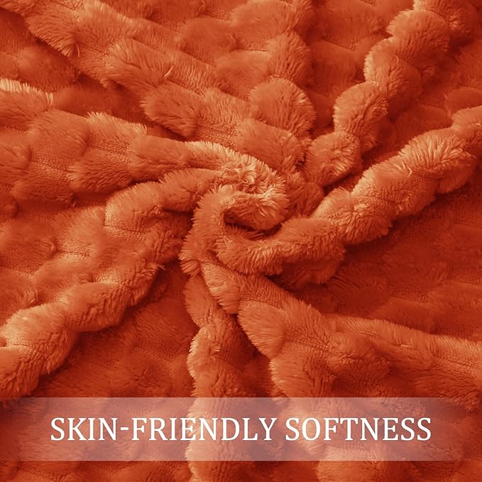 Exclusivo Mezcla Fleece King Blanket for Bed, Extra Large Fuzzy Burnt Orange Bed Blankets, Soft Cozy Plush Sofa Throws for All Seasons, 90x104 Inches