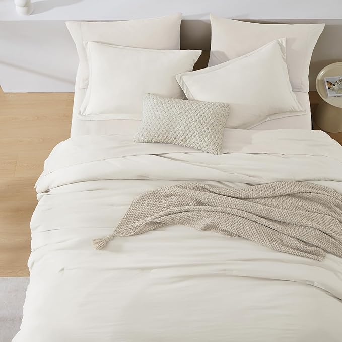 WRENSONGE Queen Comforter Set - 7 Pieces White Soft Bed in a Bag Queen with Fitted Sheet, Flat Sheet, 2 Pillow Shams, and 2 Pillowcases- Warm Bedding Sets for All Season