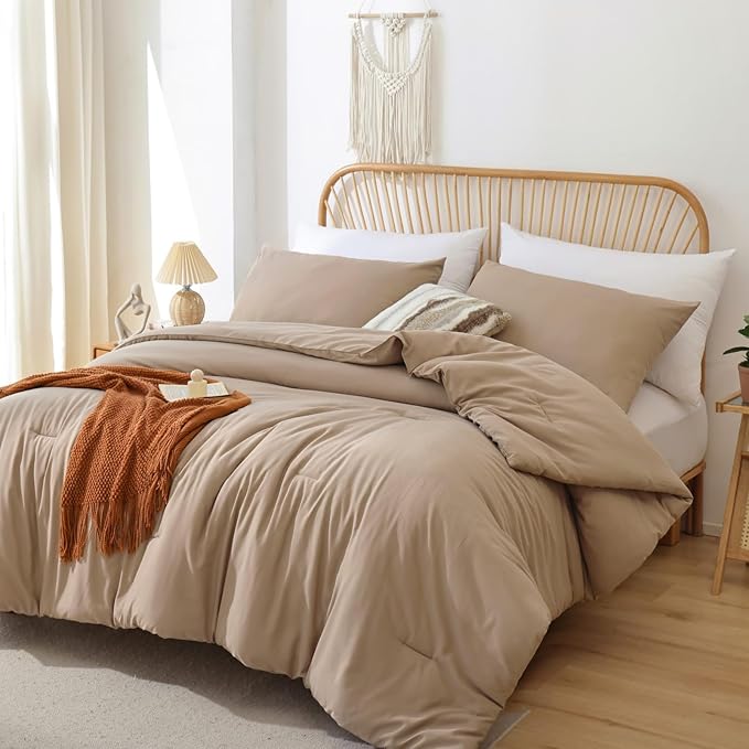 ROSGONIA Oversized King Comforter 128x120, 3pcs Super King Plus Comforter Set (1 Taupe Comforter & 2 Pillowcases) Lightweight Oversized King Bedding Set Quilt