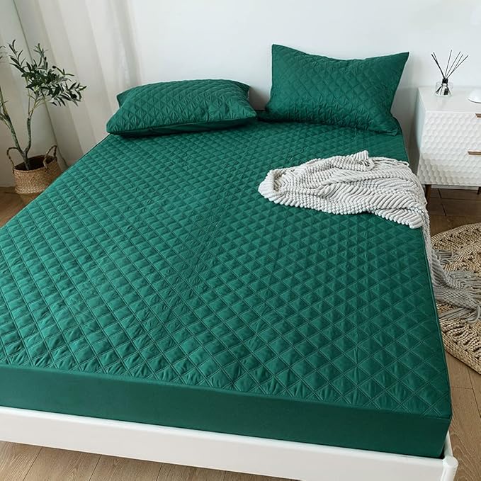 vctops Quilted Fitted Sheet Waterproof Mattress Protector Pad Ultra Soft Elastic Fitted Deep Pocket Bed Cover (Green, Twin)
