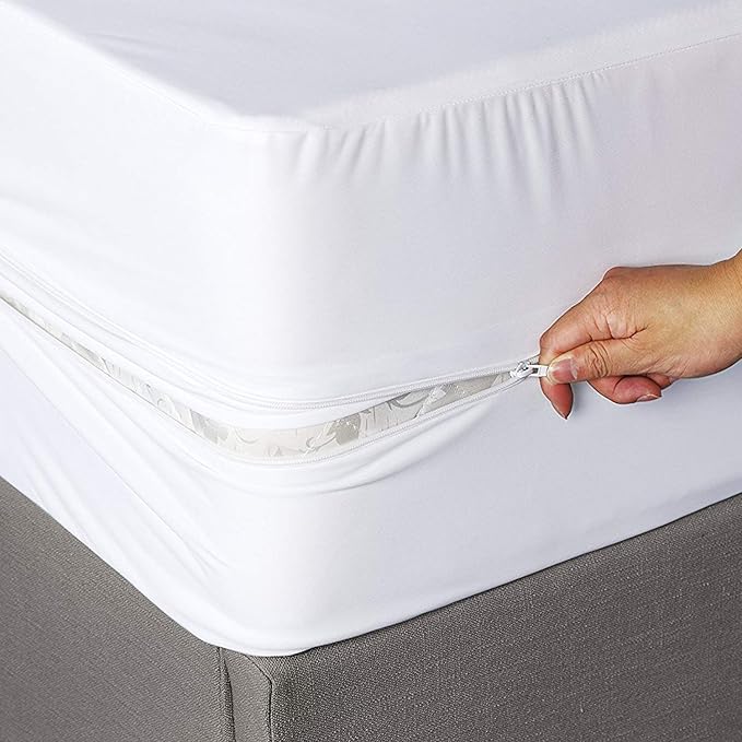 King Size Vinyl Mattress Protector Zippered Encasement Cover 100% Waterproof Prevent Stains and Spills (King)