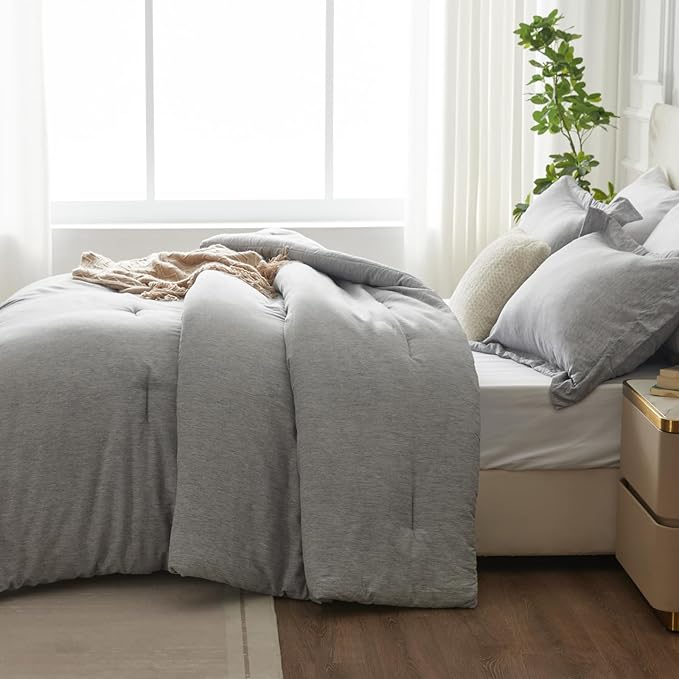 CozyLux Oversized King Comforter Set, 3 Pieces 120x98 Light Grey Soft Luxury Cationic Dyeing Bedding All Season, Light Gray Breathable Fluffy Bed Sets with 1 Alternative Comforter and 2 Pillow Shams
