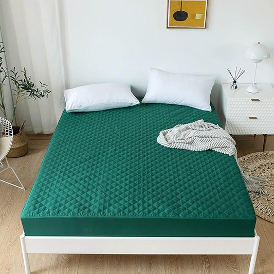 vctops Quilted Fitted Sheet Waterproof Mattress Protector Pad Ultra Soft Elastic Fitted Deep Pocket Bed Cover (Green, Twin)
