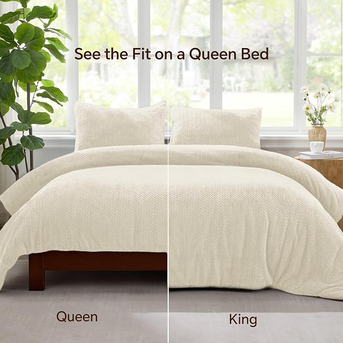 Flannel Fleece Queen Comforter Set - Furry Beige Leaves Pattern Faux Fur Bed Set, Winter Ultra Soft Fuzzy Comfort Set, Velvet Bedding Set for Bed with 2 Pillow Cases