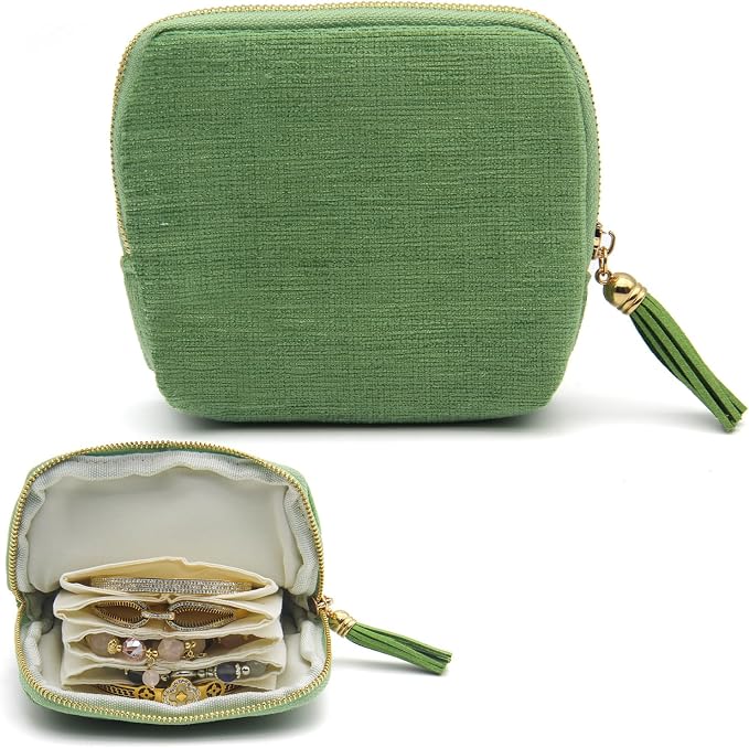 Small Travel Jewelry Case, Mini Jewelry Box, Purse Organizer Pouches for Travel and Everyday Jewelry Organizer Storage (Grass Green) by Unknown