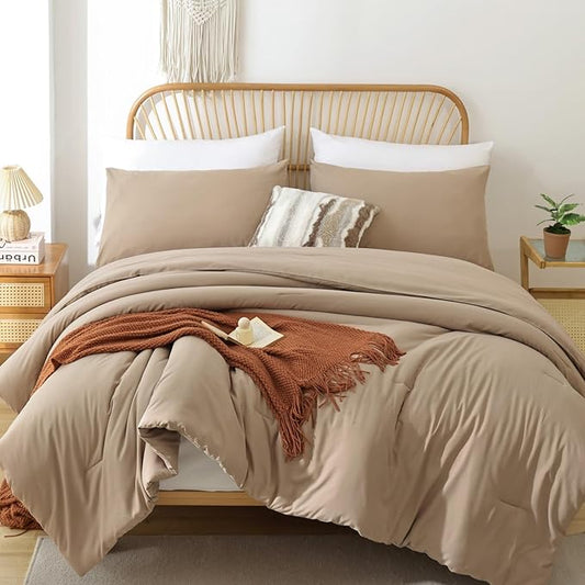 ROSGONIA Oversized King Comforter 120x120, 3pcs Super King Comforter (1 Taupe Comforter & 2 Pillowcases) Lightweight Warm Bedding Set Blanket Quilt