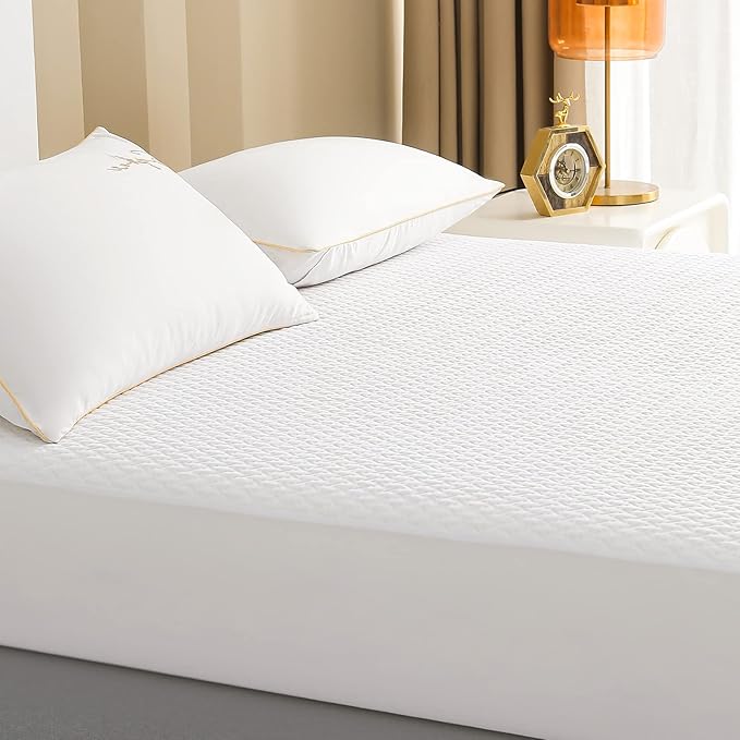 Reaks Twin Size Bed Waterproof Fitted Mattress Protector-Cooling Mattress Pad Cover with Deep Pocket Up to 15''
