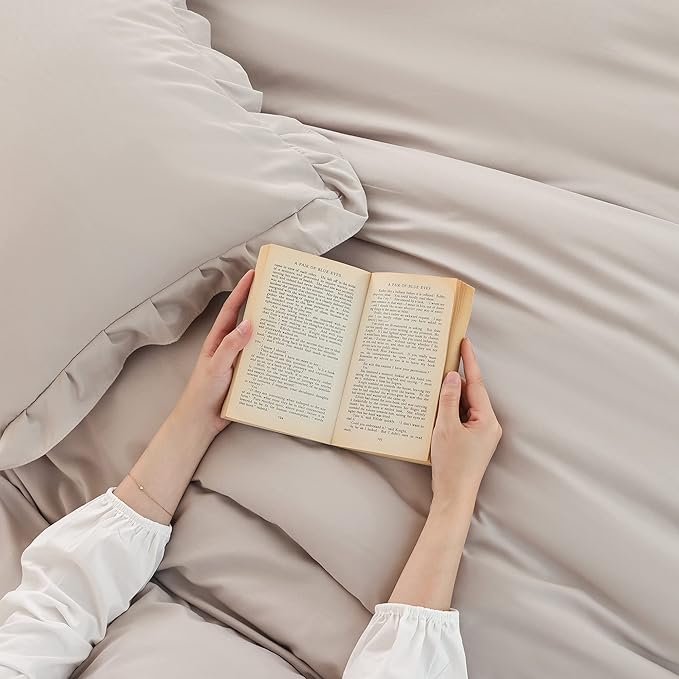 JANZAA Oatmeal Twin Ruffled Soft Twin Size Bed Set Vintage Farmhouse Bed Comforter Set Shabby Fluffy Bedding (1 Comforter Set and 1 Pillowcase)