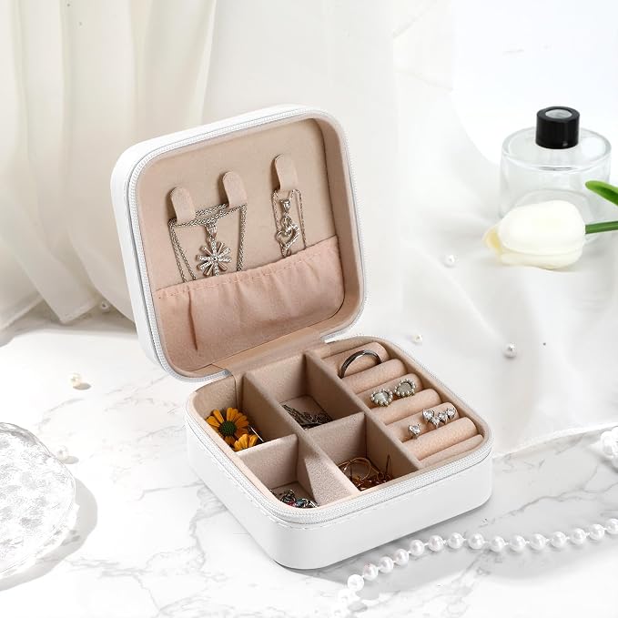 Daisy White Small Portable Jewelry Organizer Box Travel Jewelry Case Mini Jewellery Storage Box Portable jewellery Case for Rings Necklaces Earrings Gifts for Men Women Birthday Christmas - Image 7
