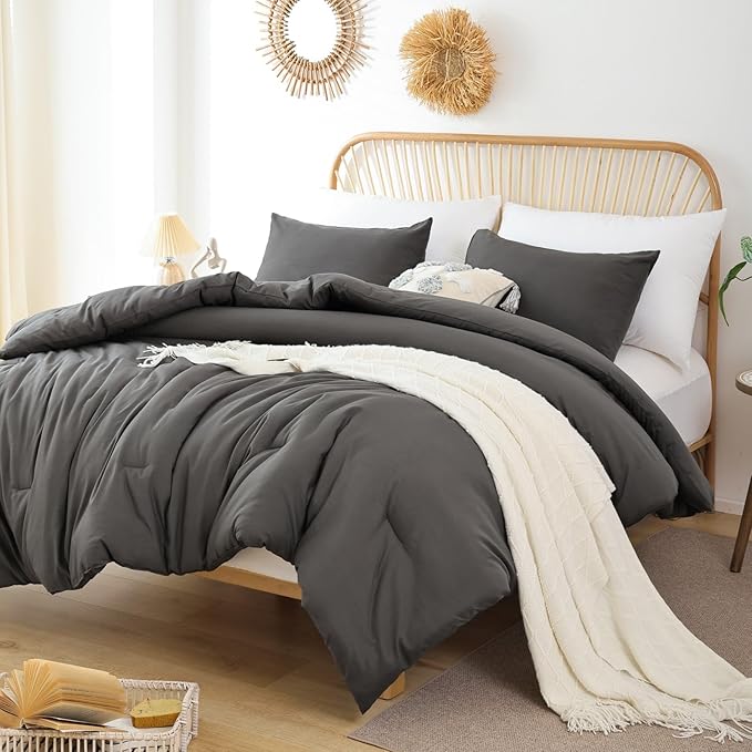 ROSGONIA Oversized King Comforter Charcoal Gray, 3pcs (1 Grey Comforter & 2 Pillowcases), Soft Lightweight Oversized King Size Comforter Sets Bedding