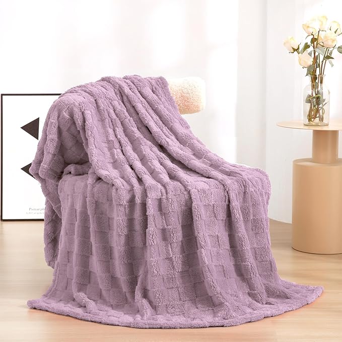 Light Purple Fleece Throw Blanket 50”×60” for Couch Sofa Bed,Super Soft Cozy Plush Microfiber Flannel Blanket with 3D Checkered Design Lightweight for Adults,Woman,Girls