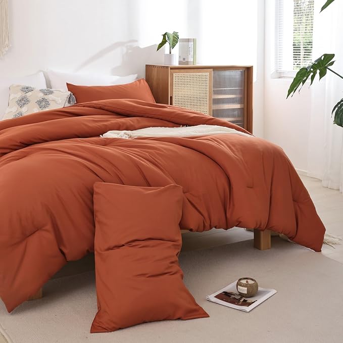 ROSGONIA Oversized King Comforter 128x120, 3pcs Super King Plus (1 Burnt Orange Comforter & 2 Pillowcases Lightweight Bedding Set Quilt