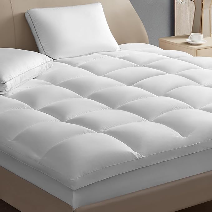 Hotel Grand Pillow Top Mattress Topper Full Size - Waterproof Mattress Protector Quilted Fitted Mattress Pad Cover with 8-20 Inch Deep Pocket Down Alternative Fill (54x75 inch, White)