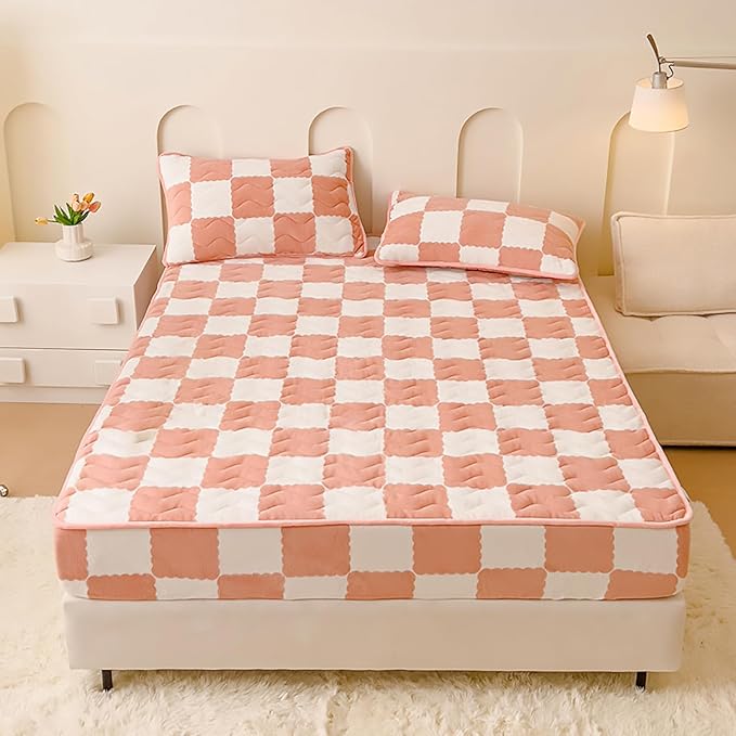 Velvet Fitted Sheet, Soft Velvet Fleece Bed Sheet Mattress Protector Cover with 12'' Deep Pocket Breathable Mattress Pad Cover, Elastic Fitted Mattress Topper(Twin-35x79inch, Pink)