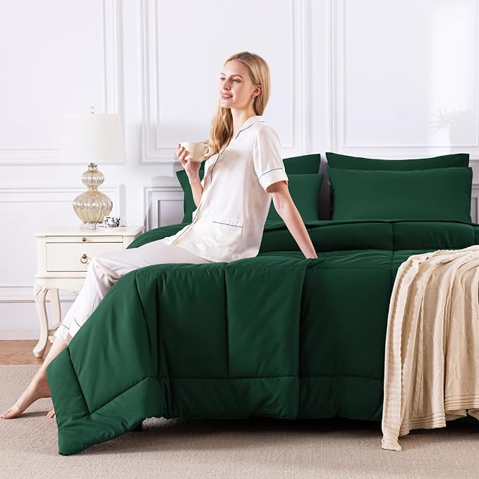 CozyLux Full Size Comforter Sets Emerald Green, 7 Pieces Bed in a Bag, Green Comforter Full Size, All Season Bedding Sets with Stitch Quilted Comforter, Flat Sheet, Fitted Sheet, Pillowcases