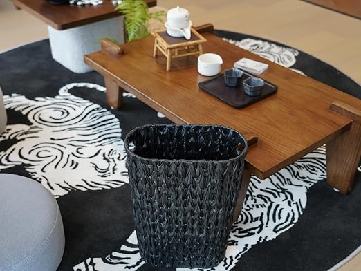 Coeusy 5 Gallon Wicker Trash Can,Black Bathroom Trash Can,Wicker Trash Basket with Handles,Handwoven Small Waste Basket for Bathroom,Bedroom,Kitchen,Office,20 Liters - Image 4