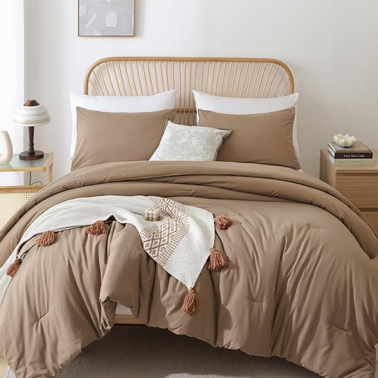 ROSGONIA California King Comforter Set Dark Khaki, 3pcs (1 Boho Cal King Comforter & 2 Pillowcases) All Season Lightweight Bedspread Bedding Blanket