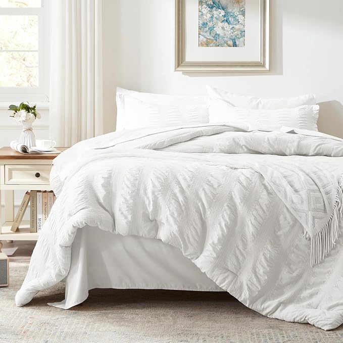 Zzlpp King Comforter Set 7 Pieces, White Seersucker Bed in a Bag with Comforter, Pillow Shams, Pillowcases, Flat Sheet, Fitted Sheet