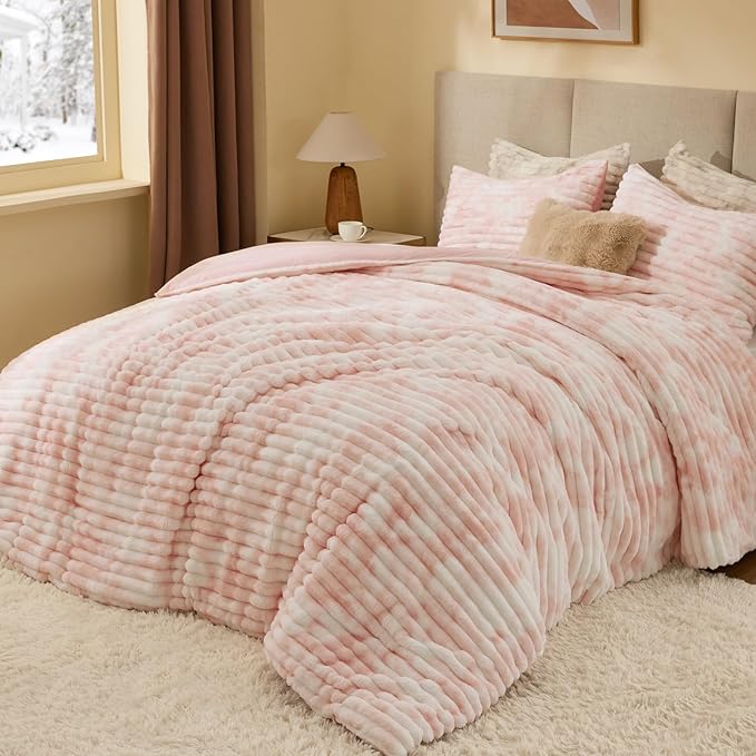 BEDELITE Fleece King Comforter Set -Super Soft & Warm Fluffy Pink&White Bedding, Luxury Fuzzy Heavy Bed Set for Winter with 2 Pillow Cases