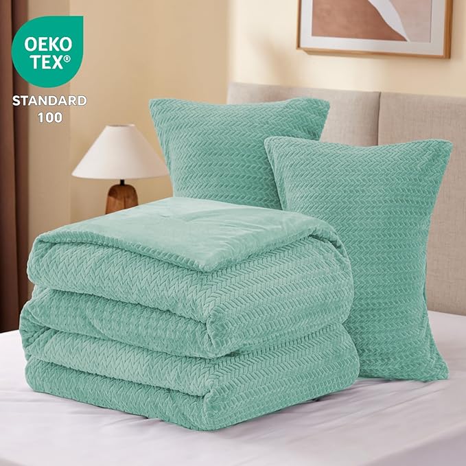 Flannel Fleece Comforter King Set - Furry Eggshell Blue Leaves Pattern Faux Fur Bed Set, Winter Ultra Soft Fuzzy Comfort Set, Velvet Bedding Set for Bed with 2 Pillow Cases