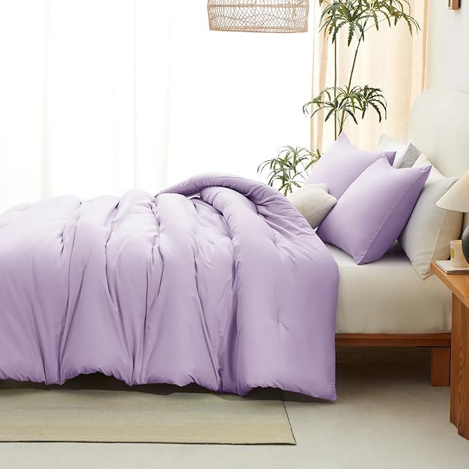 CozyLux Lavender Full Size Comforter Set, 3 Pieces Light Purple Solid Breathable Quilted Boho Bedding Sets, Luxury Fluffy Soft Bed Set with Down Alternative Comforter and 2 Pillowcases for All Season