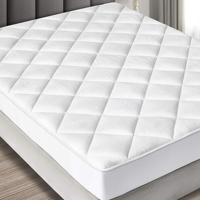 MAXI Queen Size Mattress Pad - Luxurious Cotton Sateen Mattress Protector - Soft, Comfortable, and Breatheable Mattress Cover - Mattress Pad Protects Mattress from Dust, Dirt, Spills, and Stains.