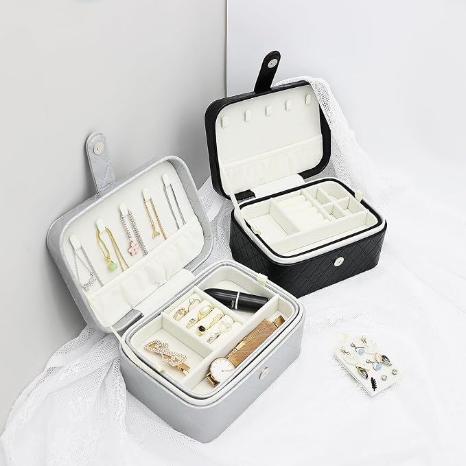 Jewelry Travel Case, 2-Layer Jewelry Box Organizer Medium Jewelry Travel Box, Portable Faux Leather Jewellery Storage Boxes with Argyle for Women, Daily Jewellery Case Home Use (Silver gray) - Image 5