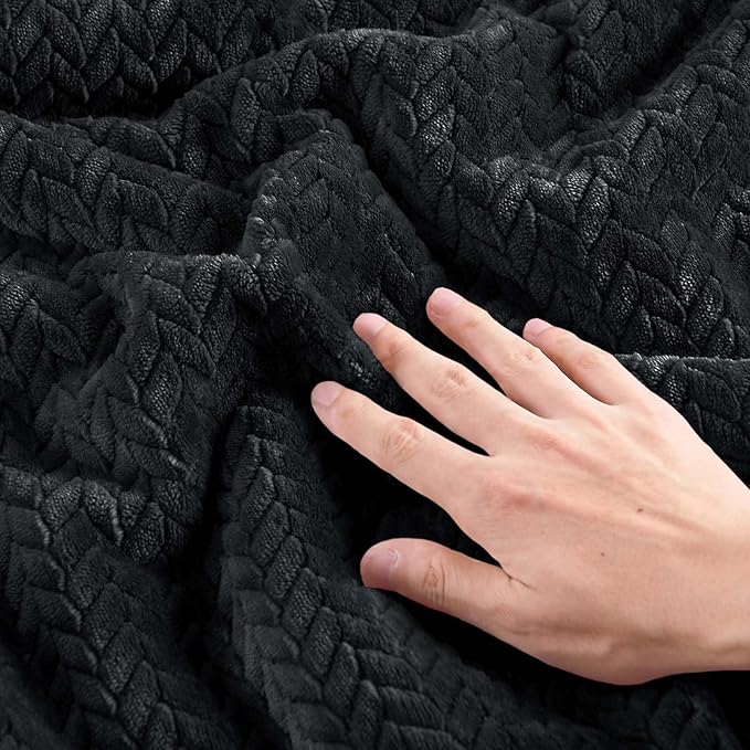 Flannel Fleece Comforter King Set - Furry Black Leaves Pattern Faux Fur Bed Set, Winter Ultra Soft Fuzzy Comfort Set, Velvet Bedding Set for Bed with 2 Pillow Cases