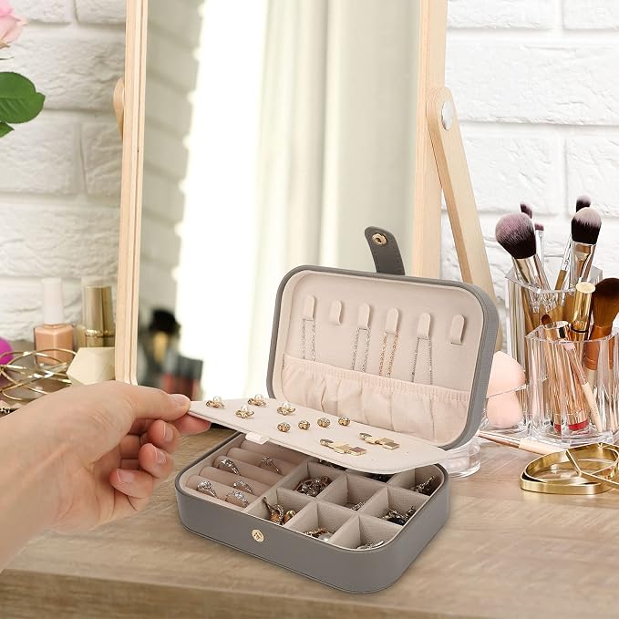 FEISCON Jewelry Organizer, Small Jewelry Box Mini Jewelry Travel Case Storage and Organizer Portable Jewelry Storage Box/GRAY - Image 5