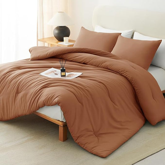 CozyLux Full Size Comforter Set Pumpkin, 3 Pieces Solid Breathable Quilted Bedding Sets, Fall Luxury Lightweight Soft Bed Set with Down Alternative Comforter and 2 Pillowcases for All Seasons