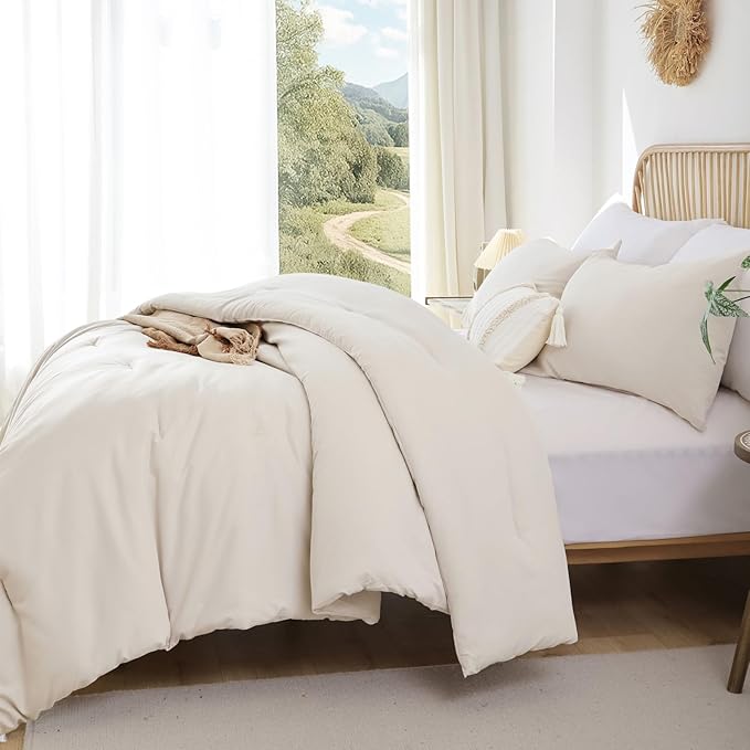 ROSGONIA Oversized King Comforter Beige, 3pcs(1 Boho Comforter & 2 Pillowcases) Soft Lightweight Oversized King Size Comforter Sets All Season Bedding