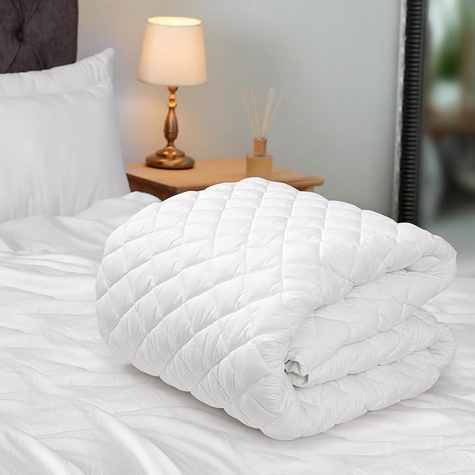 Royale Linens Full Size Mattress Topper - Soft Quilted Mattress Protector - Fitted Deep Pocket Fits Up to 16 Inch - Elastic Fitted Bed Cover - Machine Washable Bed Protector (54x75 Inches)
