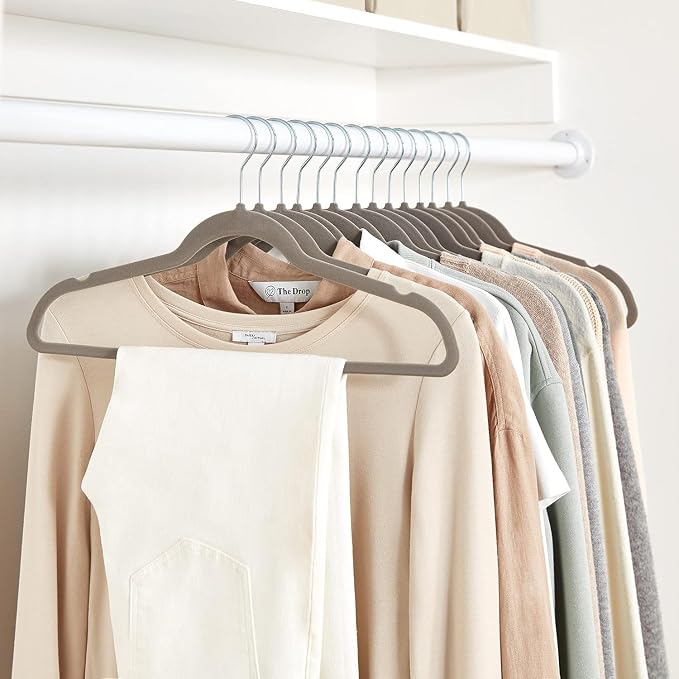 Amazon Basics Slim Velvet Non-Slip Space Saving Suit Clothes Hangers, Sturdy Metal, Gray/Silver, 30-Pack - Image 4