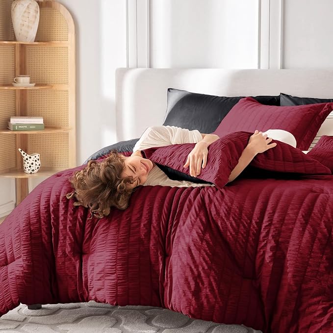 MUXHOMO 7 Pieces Full Comforter Set, Seersucker Bed in a Bag Full Size, All Season Luxury Bedding Set with Comforter, Flat Sheet, Fitted Sheet, Pillowcases & Shams, Red & Black