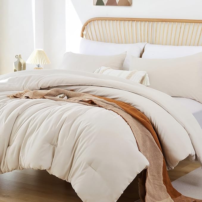 ROSGONIA Beige Twin/Twin XL Comforter Set for College Girls Boys, 1 Comforter & 1 Pillowcase, All Season Kids Comforter Sets Lightweight Dorm Bedding