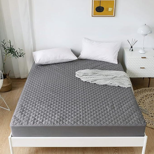 vctops Quilted Fitted Sheet Waterproof Mattress Protector Pad Ultra Soft Elastic Fitted Deep Pocket Bed Cover (Grey,King)