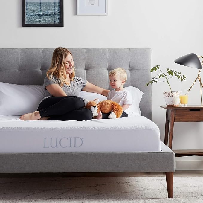 LUCID Premium Hypoallergenic 100% Waterproof Mattress Protector - Universal Fit, Cotton Terry Top, Full