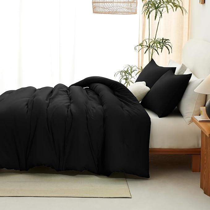 CozyLux Oversized King Comforter Set Black, 3 Pieces 120x98 Solid Breathable Quilted Bedding Sets for All Seasons, Luxury Soft Lightweight Bed Set with Down Alternative Comforter and 2 Pillowcases