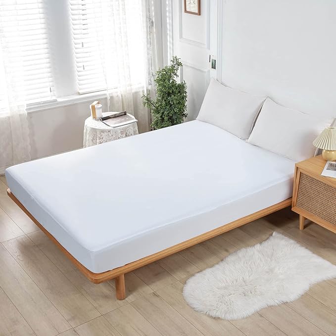 Kingnex King Mattress Protector Waterproof Fitted Sheet Style Deep Pocket Mattress Cover with Elastic Skirt