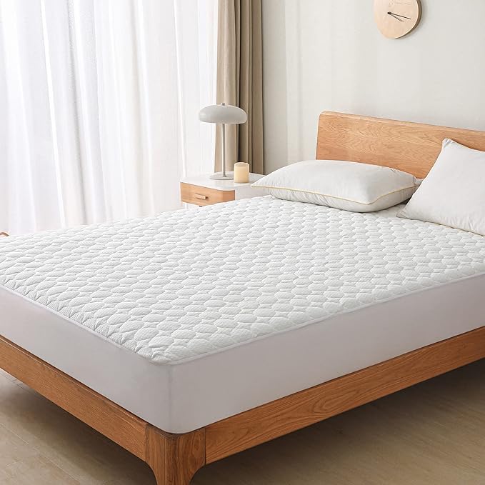 California King Size Waterproof Mattress Protector Fitted Quilted Mattress Pad Cover with Deep Pocket Up to 18''