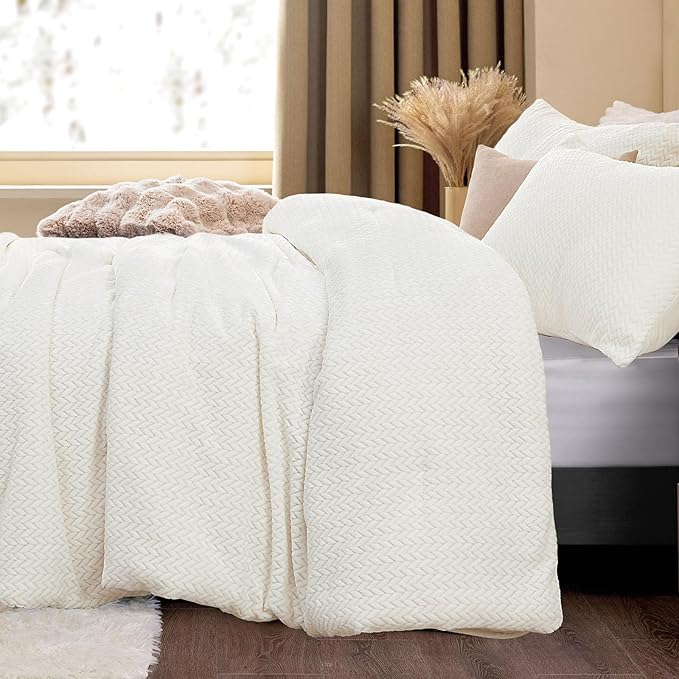 Flannel Fleece Queen Comforter Set - Furry White Leaves Pattern Faux Fur Bed Set, Winter Ultra Soft Fuzzy Comfort Set, Velvet Bedding Set for Bed with 2 Pillow Cases