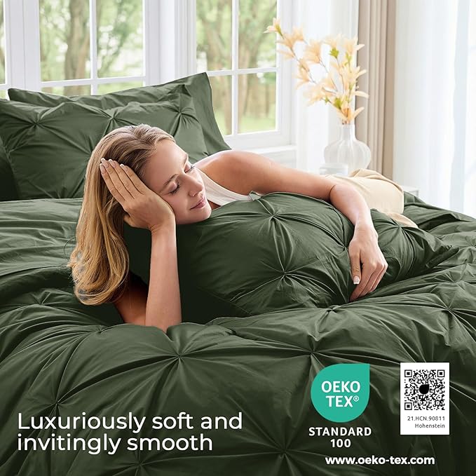 Sasttie California King Comforter Set, 7-Piece Bed in a Bag, Pintuck Bedding Sets for All Season, Includes Comforter, Flat Sheet, Fitted Sheet, Pillowcases and Pillowshams, Dark Green