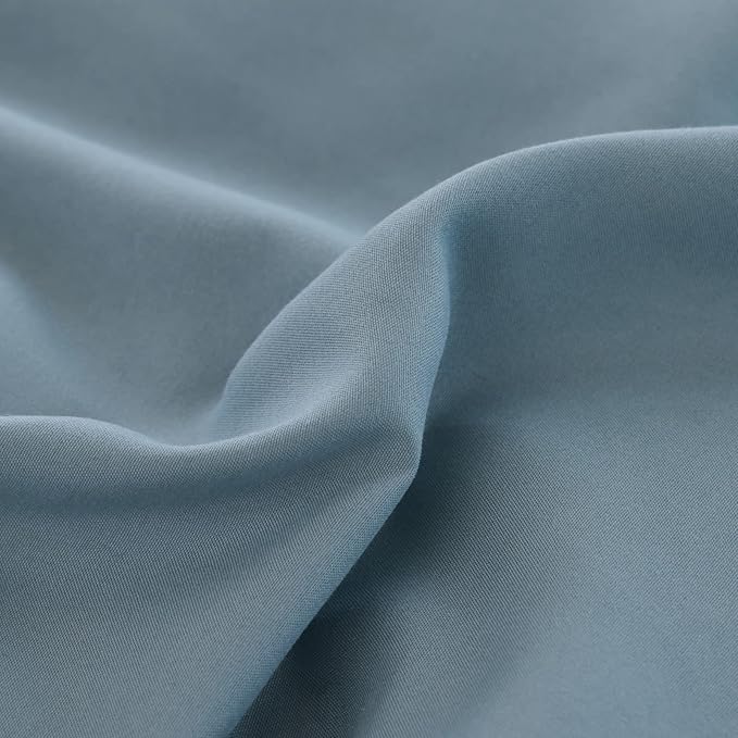 ROSGONIA Dusty Blue Twin/Twin XL Comforter Set for Boys Girls, 1 Blue Comforter & 1 Pillowcase, Lightweight Kids Comforter All Season Dorm Bedding