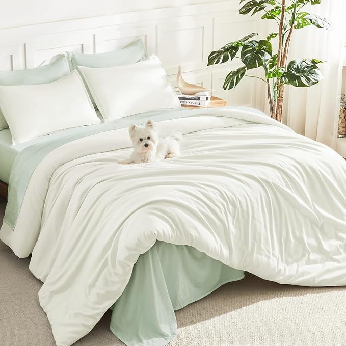 Litanika Oversized King Comforters Ivory Super King Plus Size, 3 Pieces Lightweight Solid Bedding Comforter Set, All Season Fluffy Bed Set (128x120In Comforter & 2 Pillowcases)